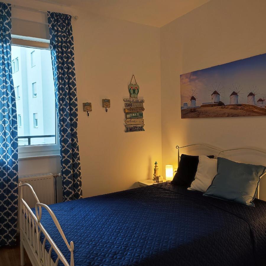 Center Firefly Gardens Apartment ノヴィ・サド エクステリア 写真